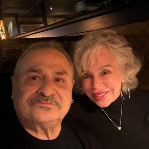 Meet your Posher, Laurie